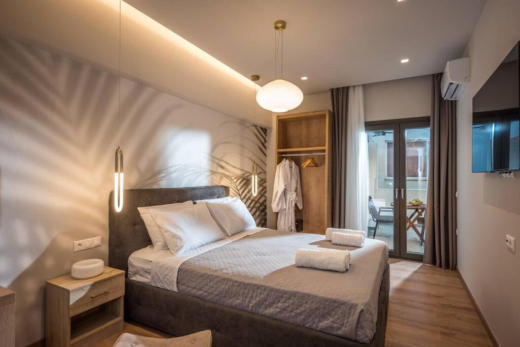 Amalia'S Luxury Apartment 3 Heraklion  ภายนอก รูปภาพ